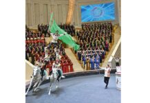 Türkmen bedewiniň milli baýramy mynasybetli sirk tomaşasy