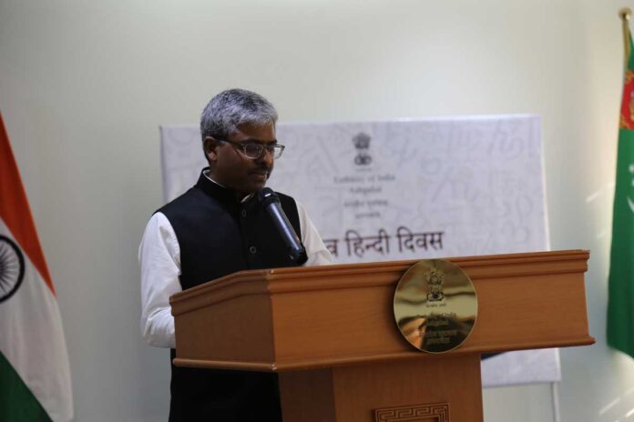 indian-ambassador-to-turkmenistan-hindi-day-5X2A2495