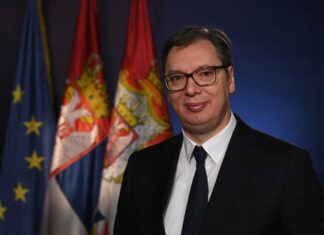 Aleksandr Wuçiş wezipesinden çekilmekçi