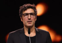 Berlinde baş baýraklar türk filmlerine gowşuryldy