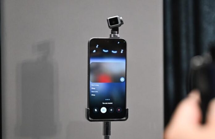 Honor unveils Robot Phone ahead of MWC 2026