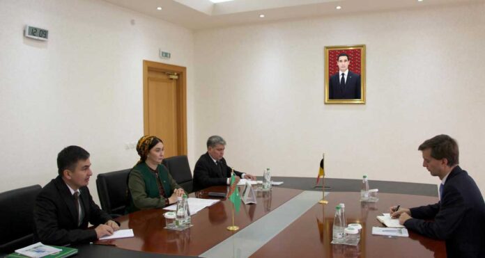 belgium-ambassador-to-turkmenistan-mfa-meetting