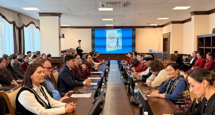 kazakhstan-gumilyov-university-turkmenistan-day