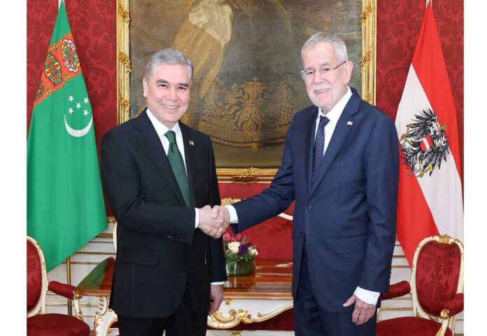 austrian-president-120426-PR-02