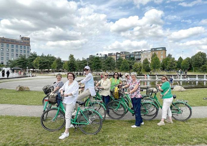 bike-bicycle-off-the-beaten-path