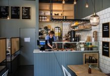 Stokgolmda emeli aň tarapyndan dolandyrylýan kafe açyldy