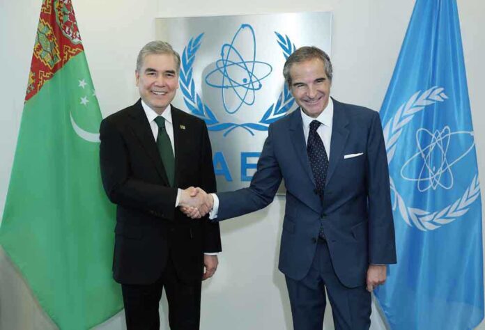 gurbanguly-berdimuhamedov-Rafael-grossi-120426-PR-05
