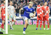 Jogap oýnunda 4 gol geçirip, ýarym finala çykdy