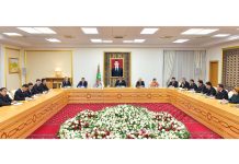 «Konstitusiýa – döwletleriň ösüşiniň we jemgyýetiň abadançylygynyň hukuk kepili» atly maslahat