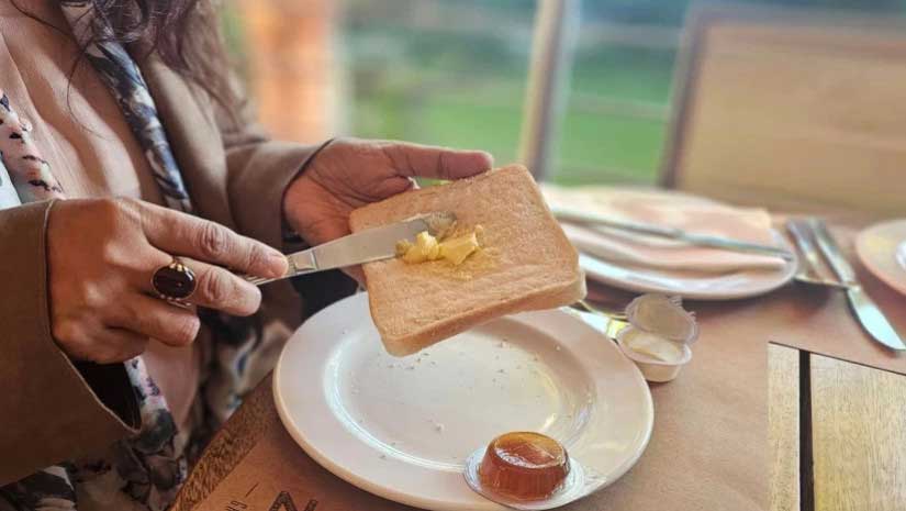 From-2030,-the-EU-to-ban-small-single-use-portion-packaging-for-ketchup,-sugar-at-restaurants,-cafes,-hotels