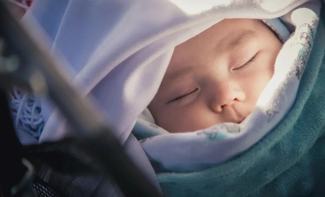 Kyrgyzstan starts paying childs benefit baby