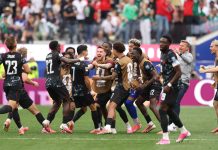 Ilkinji 1/8 finalçy ýer eýeleri Kanada boldy