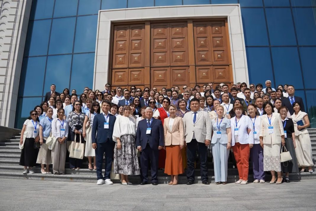 astana international forum arhivist