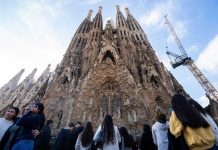 Sagrada Familiýa dünýäniň iň beýik ybadathanasy boldy