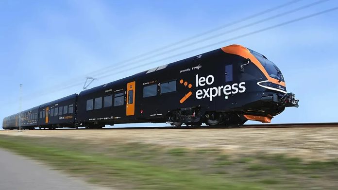 leo express polish train