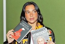 Dua Lipa kitaphana açdy