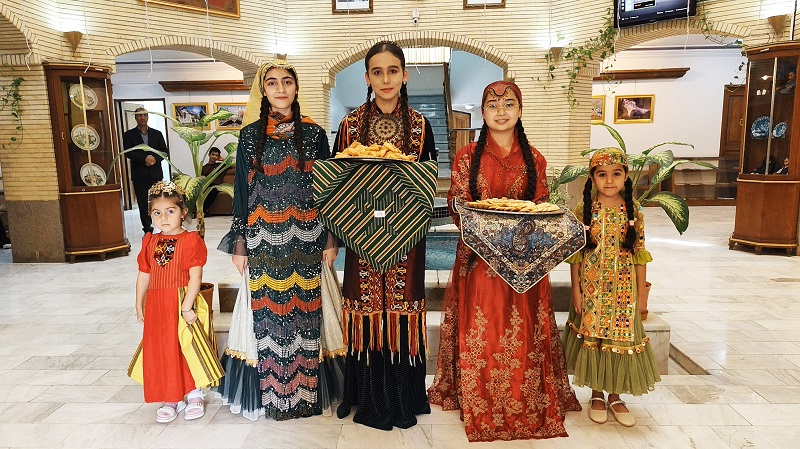 Iranian Embassy in Turkmenistan Hosts Joint Art Competition Awards and Cultural Cookbook Presentation