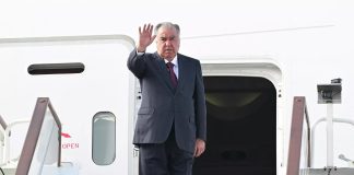 Emomali Rahmon döwlet sapary bilen Mongoliýa bardy