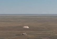 Amerikan-rus ekipaž Ýere gaýdyp geldi