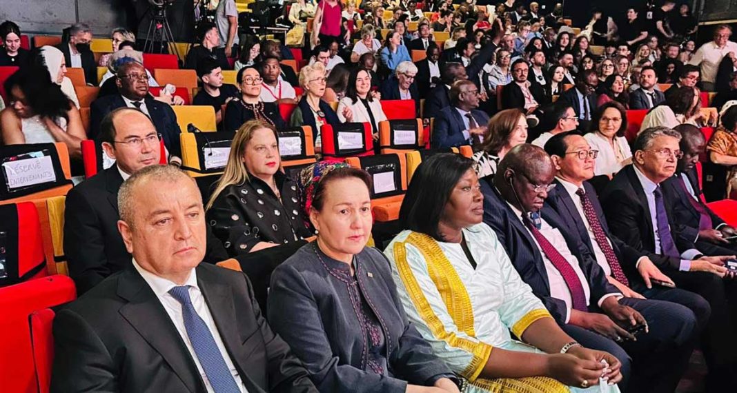 paris-congress-“Together-Against-the-Death-Penalty-turkmen-delegation