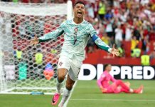 Ronaldonyň rekord goýan oýnunda Portugaliýa Horwatiýany ýeňip, 1/8 finala çykdy