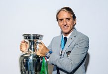 Uly wakalardan soň, Mançini Italiýanyň ýygyndysynyň tälimçiligine gaýdyp geldi