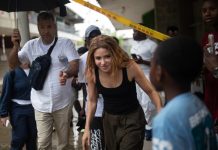 Shakira pledges 1.25 million dollars to rebuild schools damaged by earthquake in Colombia