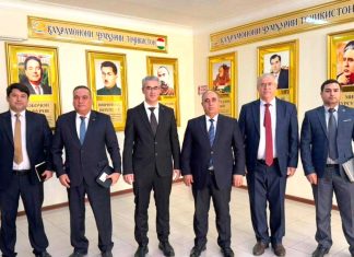 Türkmenistanyň ilçisiniň Täjigistan Respublikasynyň Prezidentiniň ýanyndaky Strategiki barlaglar merkeziniň direktory bilen duşuşygy