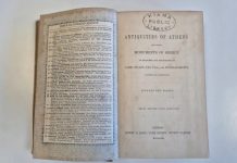 Kiýama kitaphanasyna gadymy kitap tabşyryldy