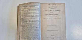 Kiýama kitaphanasyna gadymy kitap tabşyryldy