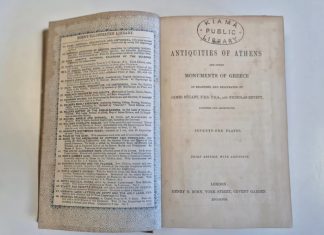 Kiýama kitaphanasyna gadymy kitap tabşyryldy
