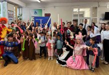 Ýewropa Bileleşiginiň Türkmenistandaky wekiliýeti Mekdebe gaýdyp barmak kampaniýasyny gurady