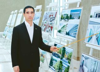 Президент Сердар Бердымухамедов ознакомился с ходом строительства санатория «Arçman»