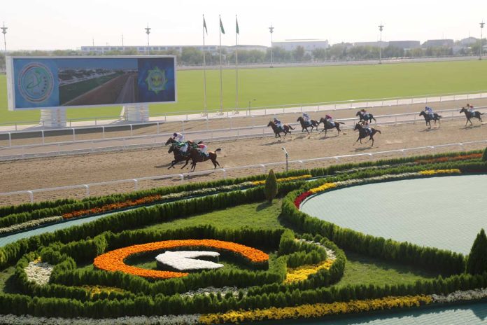 ashgabat-atchylyk-bedew-garashsyzlyk-5X2A1172
