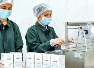 В Туркменистане освоили инновационное производство сухого верблюжьего молока