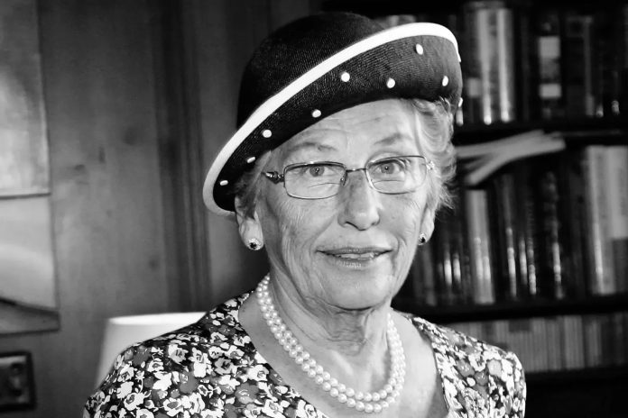 princess Astrid harald v s sister