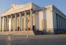 Teatr bäsleşigi jemlendi