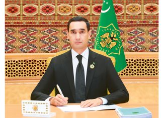 Halk Maslahaty – belent maksatlaryň beýany