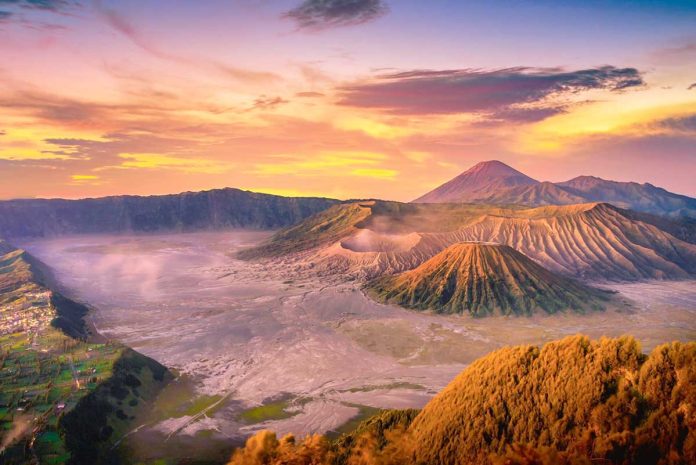 Mount-Bromo-East-Java-Indonesia