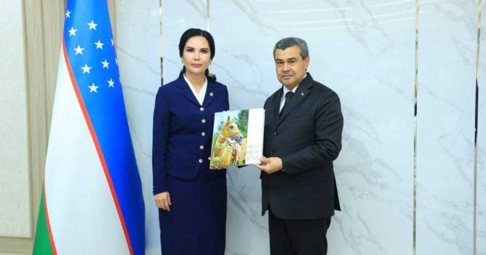 Türkmenistanyň-Bilim-ministri-Ürgenç-döwlet-uniwersitetine-bardy