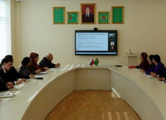 Döwlet gullukçylary hünär ýokarlandyryş okuwlaryny geçýärler