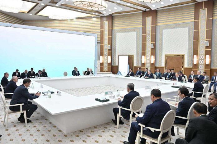 gda-arkalashyk-mejlis-002