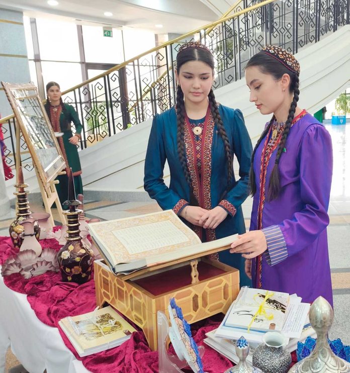 hafez-shirazy-eyran-shahyry-dim-institut