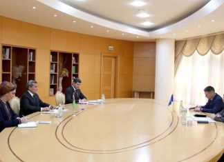 Türkmenistanyň Daşary işler ministriniň we BMG-niň Ösüş maksatnamasynyň Türkmenistandaky hemişelik wekiliniň arasynda duşuşyk geçirildi