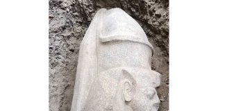 Ramzes II heýkelleri tapyldy