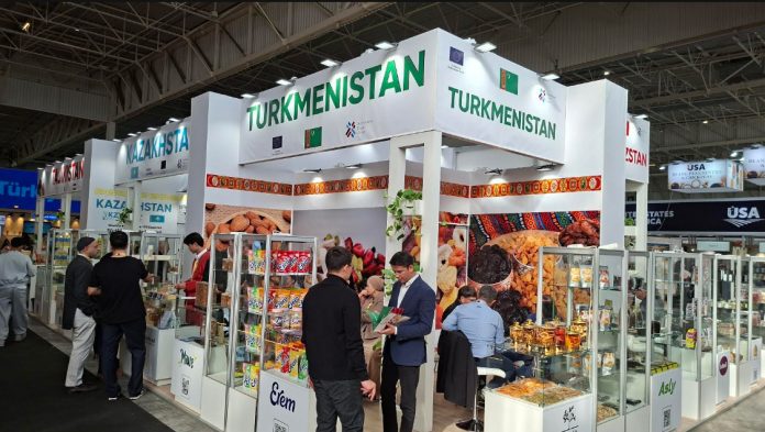 turkmenistan-miwe-asly-paris-expo